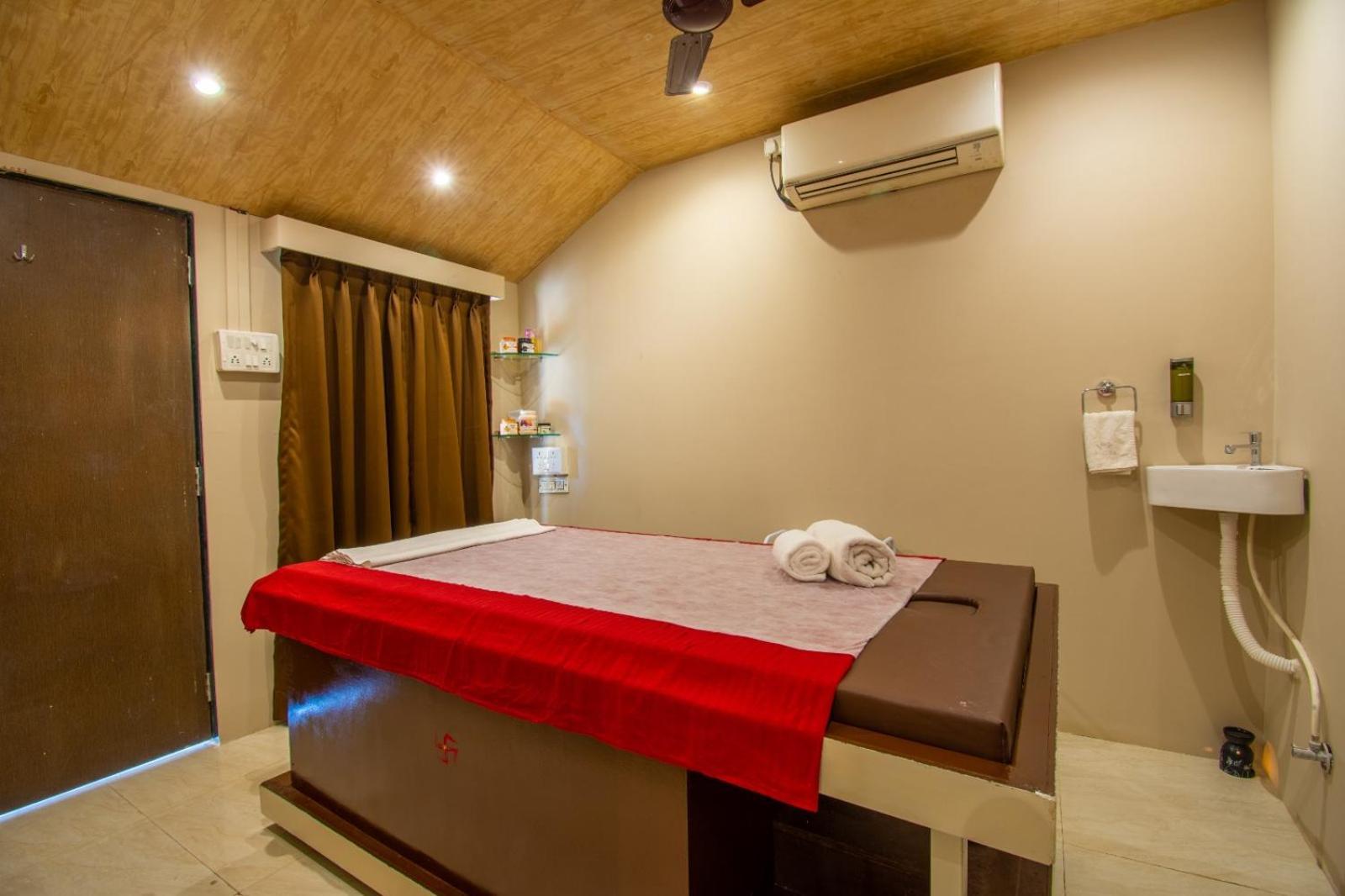 Flora Ecostay Resort And Spa لونافالا المظهر الخارجي الصورة